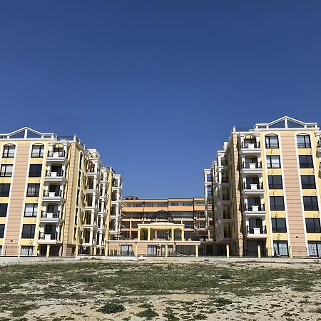 Apartment Miracle Studio At Sea Shore *