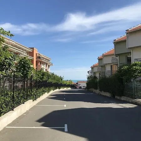 Apartment Miracle Studio At Sea Shore